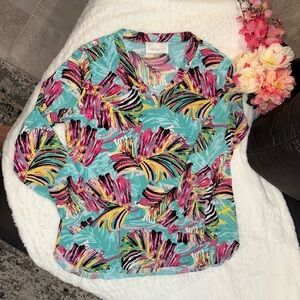 2 x 20$ Pappagallo Blue Graphic Notched Collar Blouse